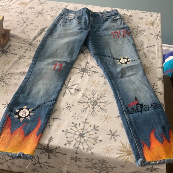 DONATED ❌Abercrombie & Fitch, Art Embellished Jean - Picture 2 of 14